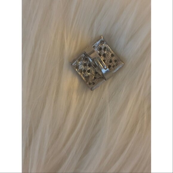 Gorgeous Vintage-Inspired Square Studded Adjustable Statement Ring NWT - Picture 4 of 4
